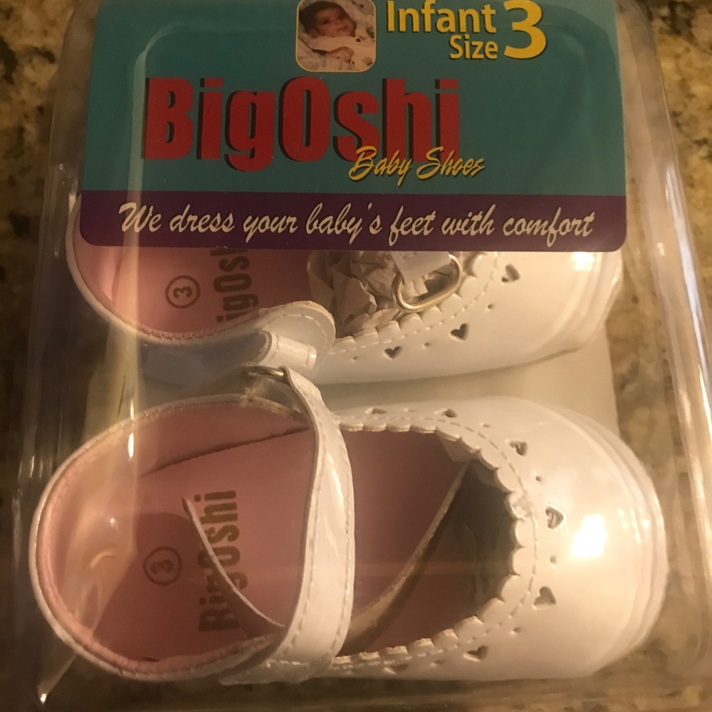 Infant shoes