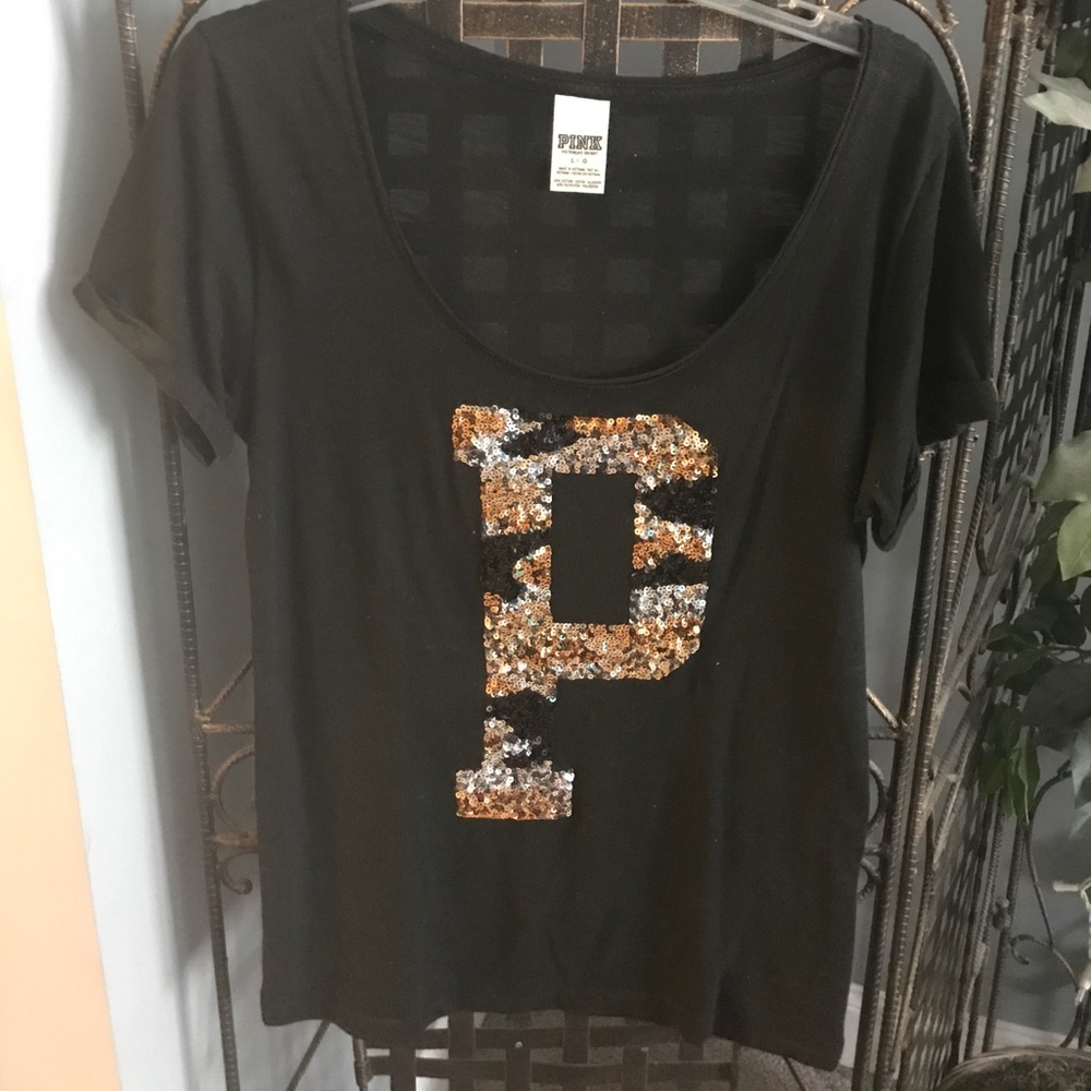Tshirt with bling.