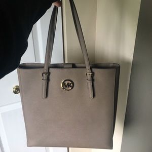 Michael Kors N/S Jet Set Travel Bag