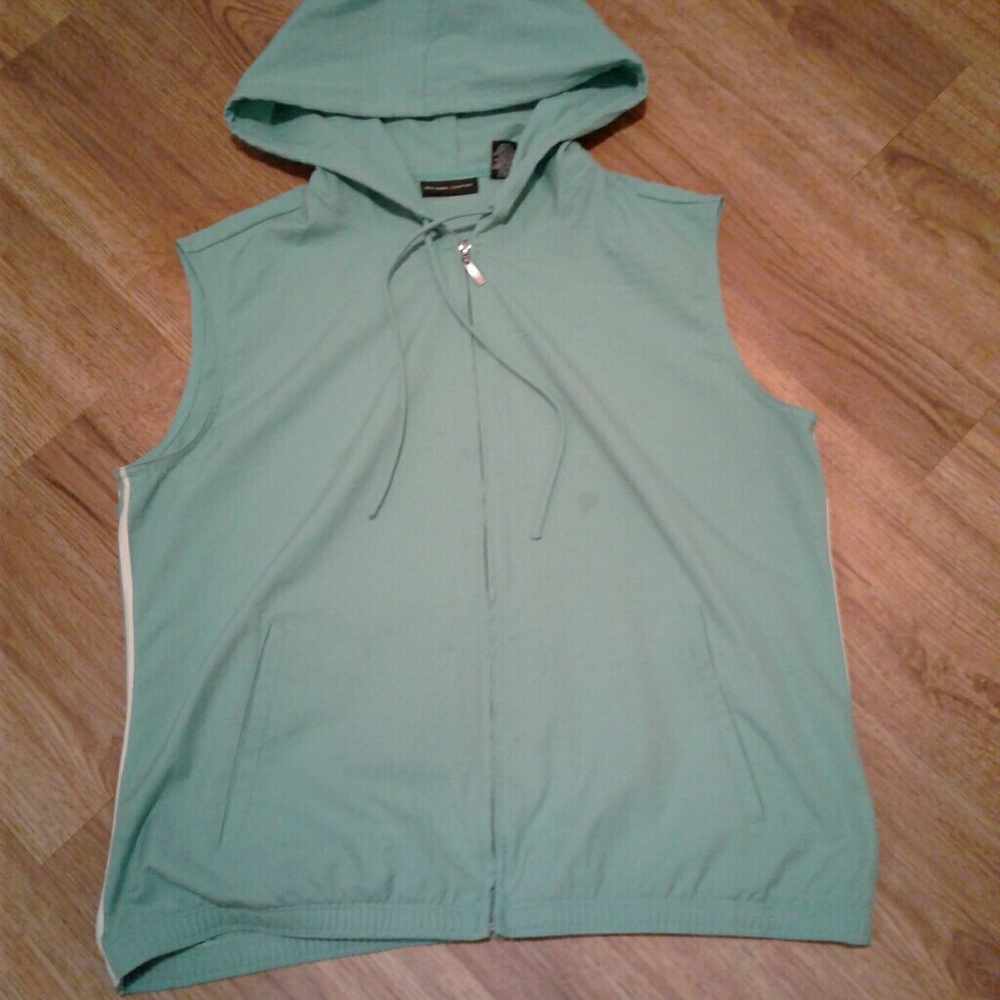 NY COMPANY AQUA JOGGER TOP