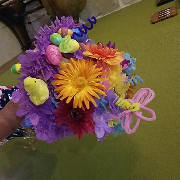 Easter hat - Picture 3 of 3