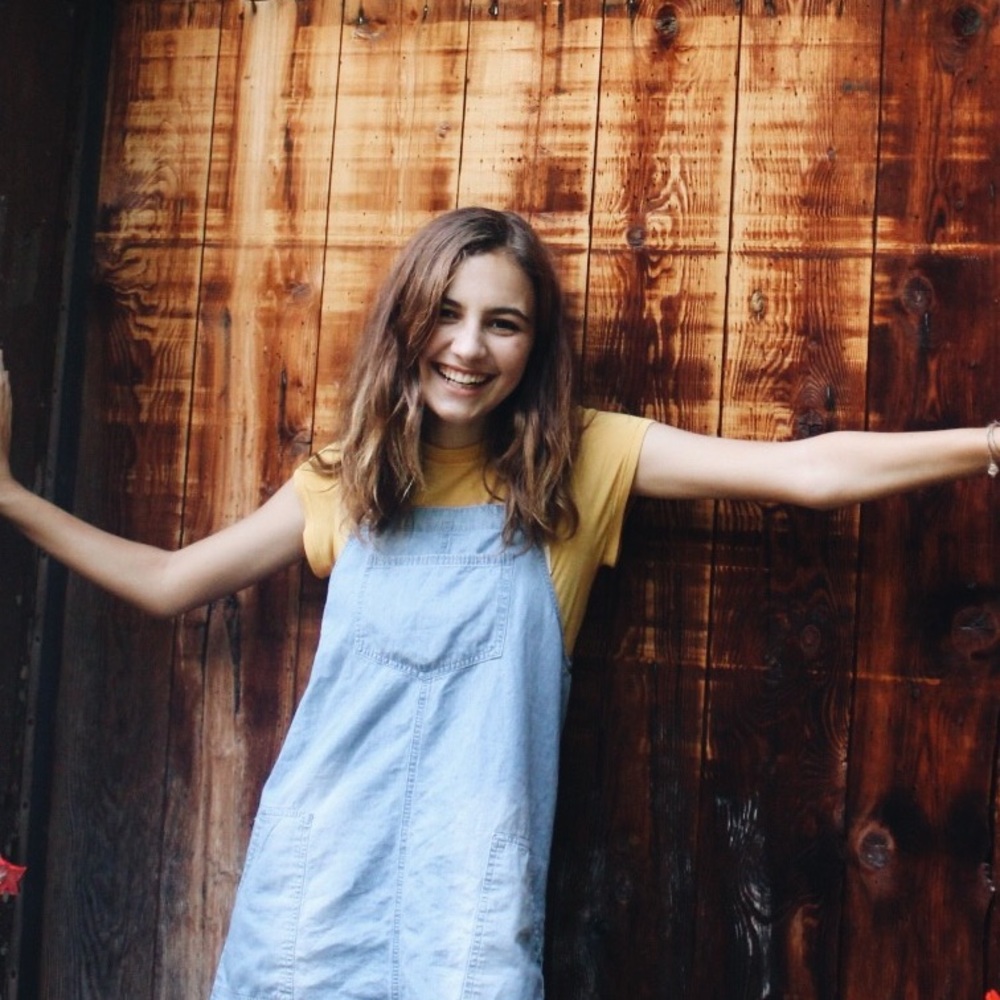 Meet your Posher, Belle