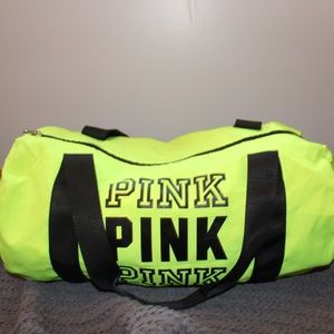VS PINK duffel