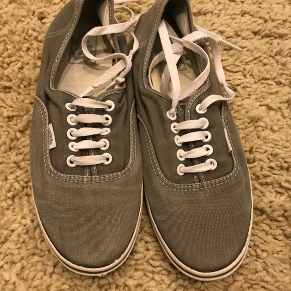 Vans size 8 - Picture 2 of 2