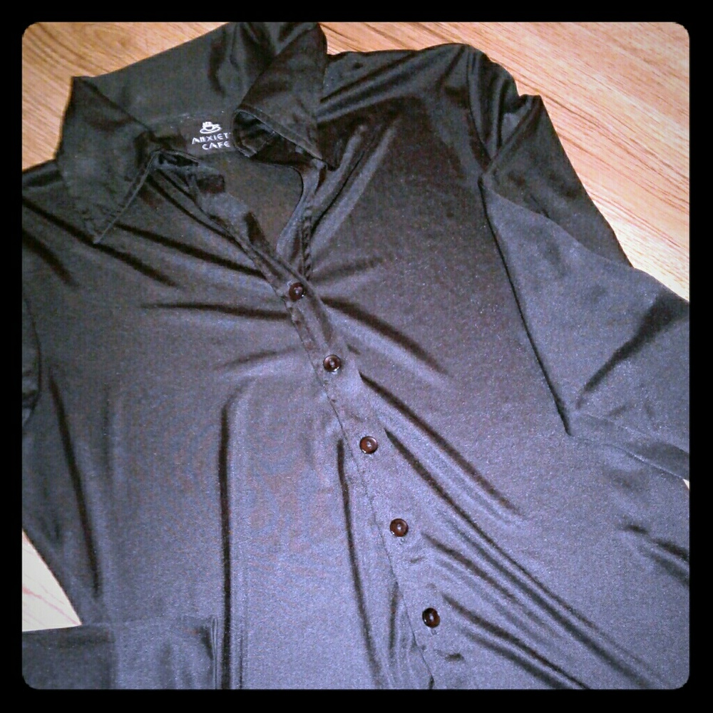 BLACK LONG SLEEVED BLOUSE
