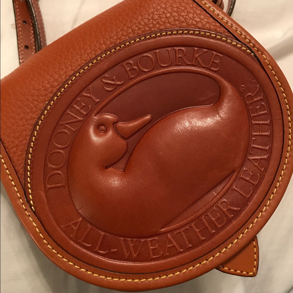 🛑SOLD🛑 Dooney and Bourke vintage "Duck Purse"