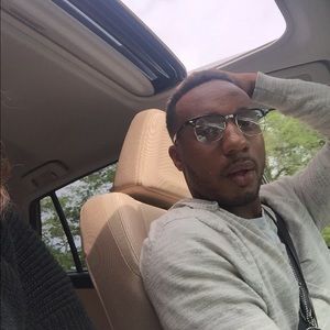 Meet your Posher, Kevin