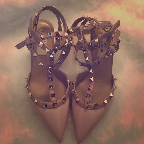 Valentino Shoes - Authentic Valentino kitten heels 36 Water Rose