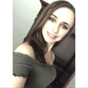 Meet your Posher, Kyla