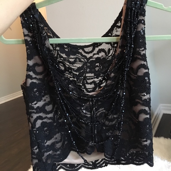 Two piece out fit - Picture 4 of 4