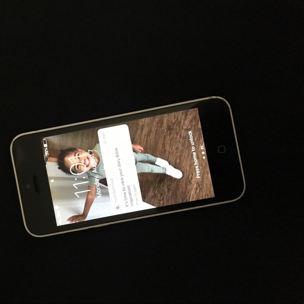 White/Black iPhone 5 with Sprint