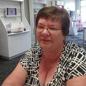 Meet your Posher, Julie