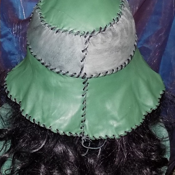 Leather-Hat \