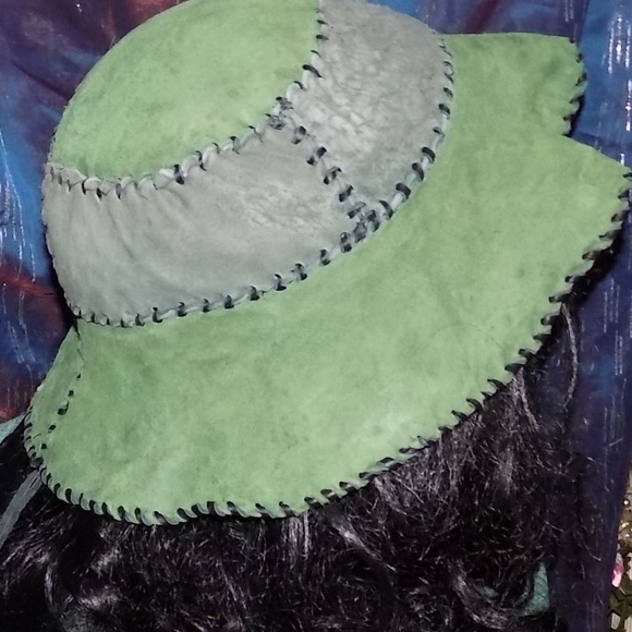 Leather-Hat \