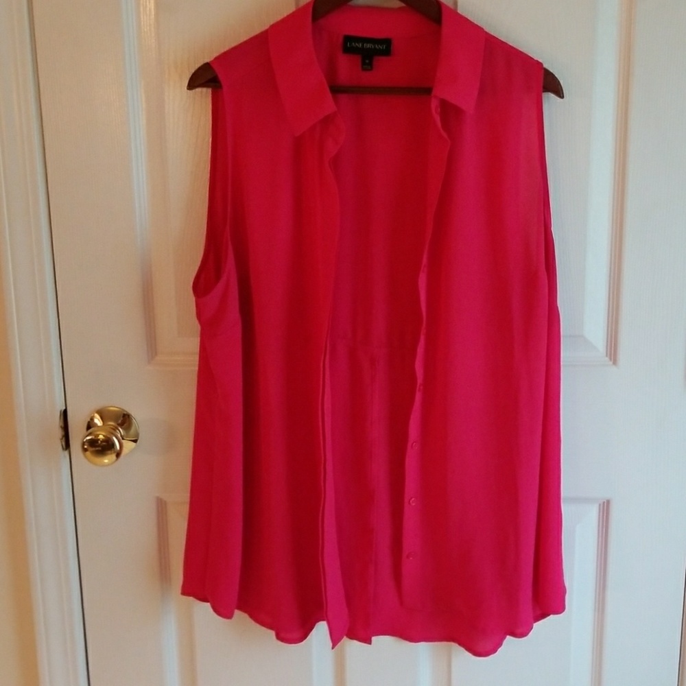 Sleeveless semi-sheer button top