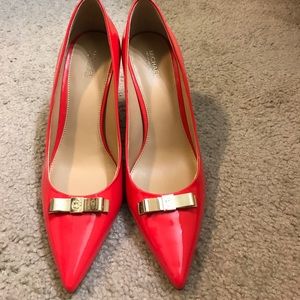 Michael Kors- Pump (redish orange)