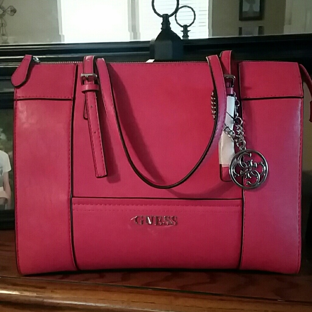 Beautiful pink Guess handbag