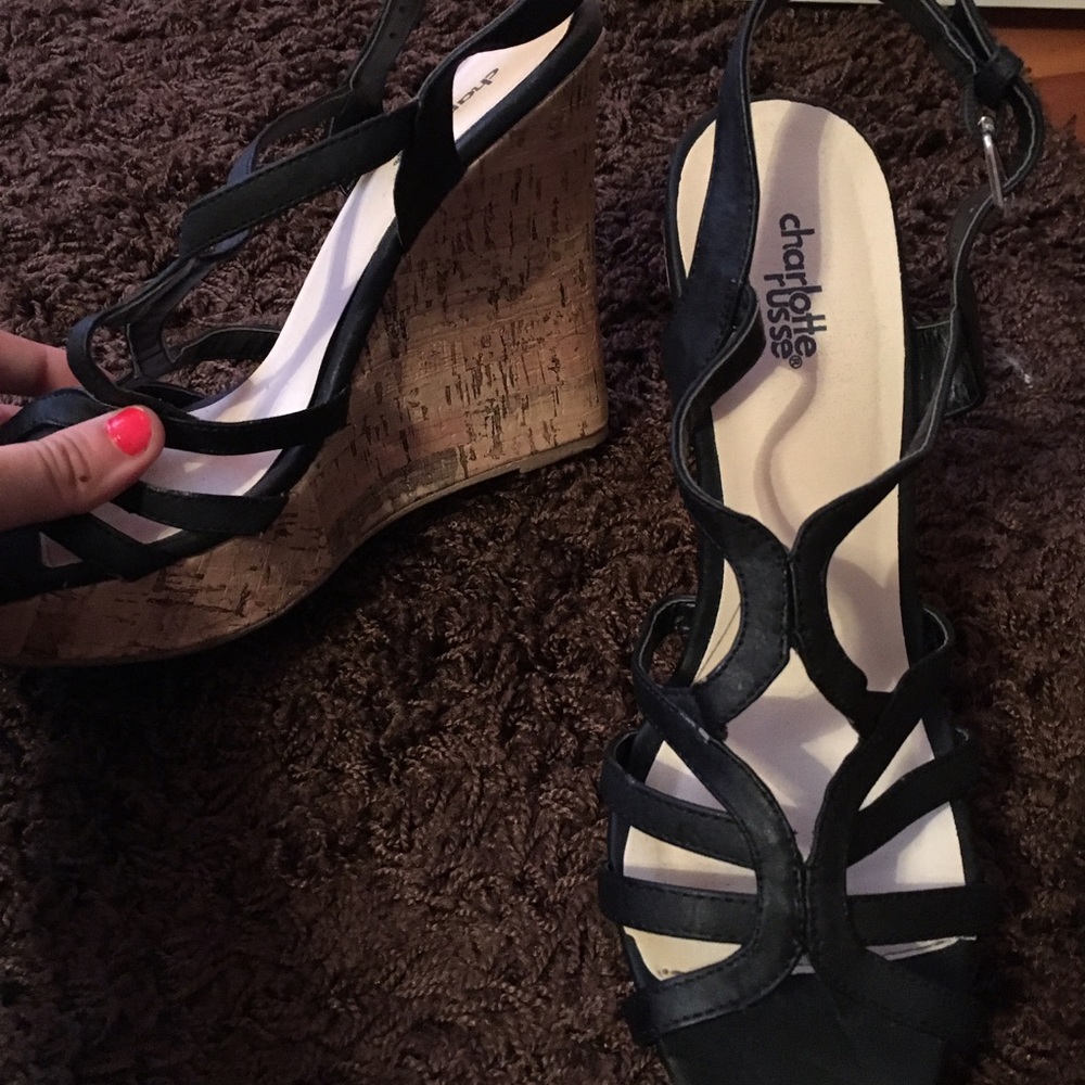 Charlotte ruse black wedges!