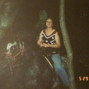 Meet your Posher, Cindy