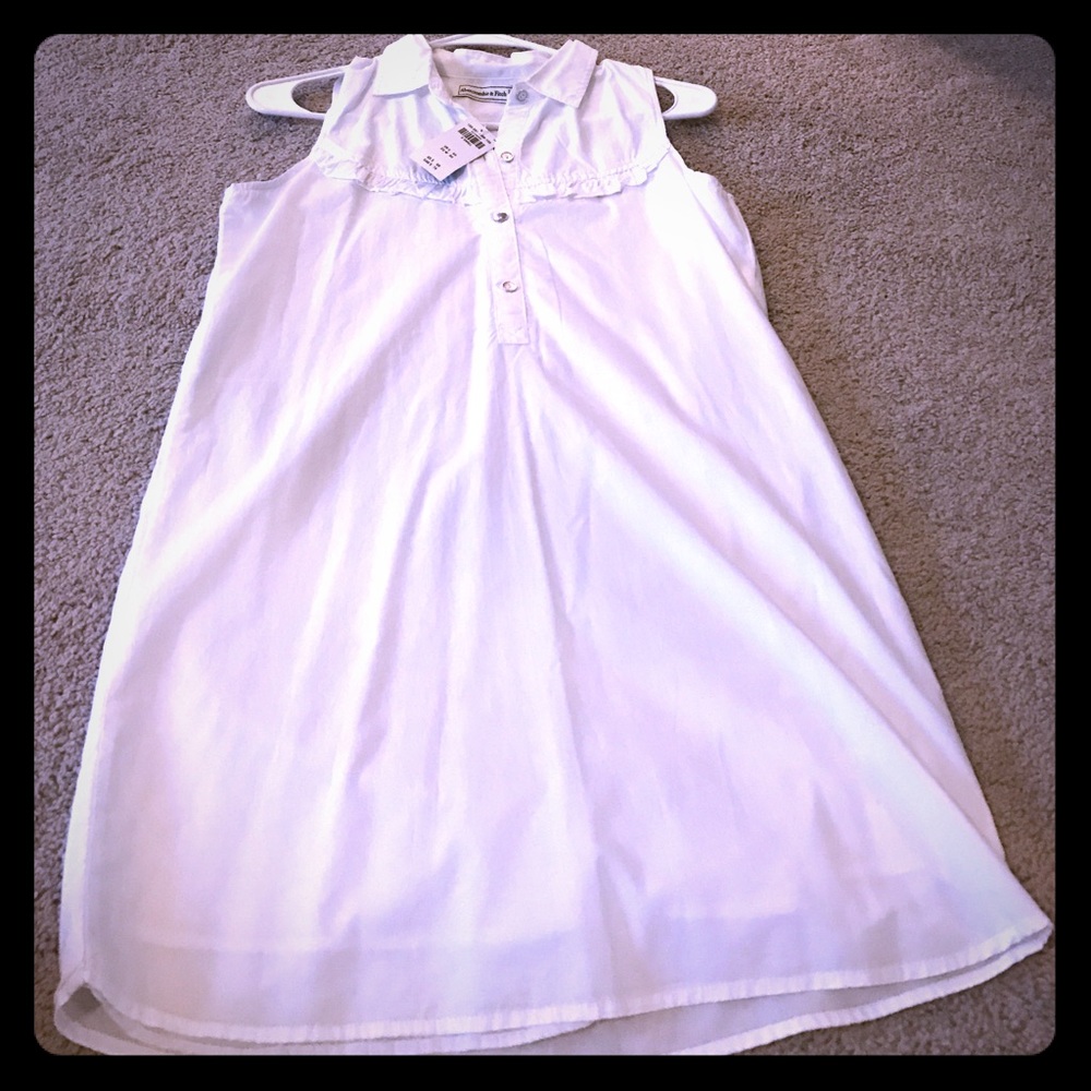 ABERCROMBIE & FITCH WHITE RUFFLE DRESS