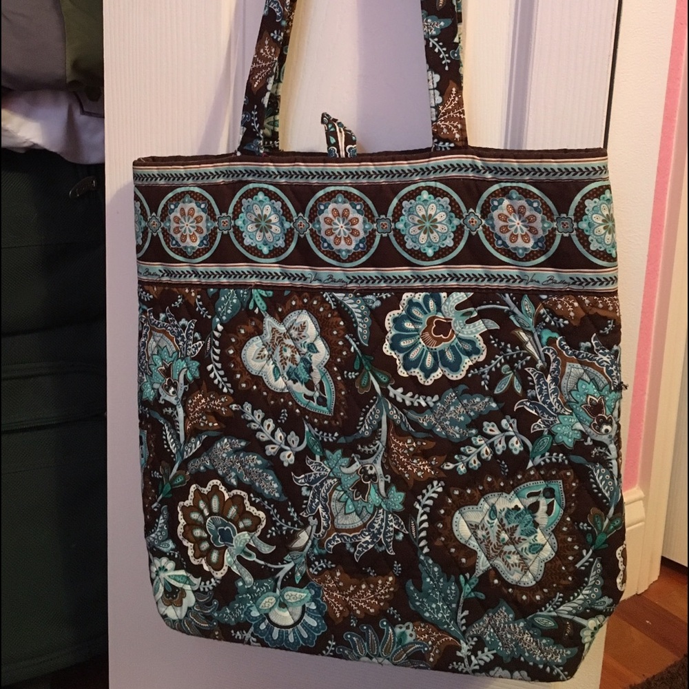 Vera Bradley tote bag