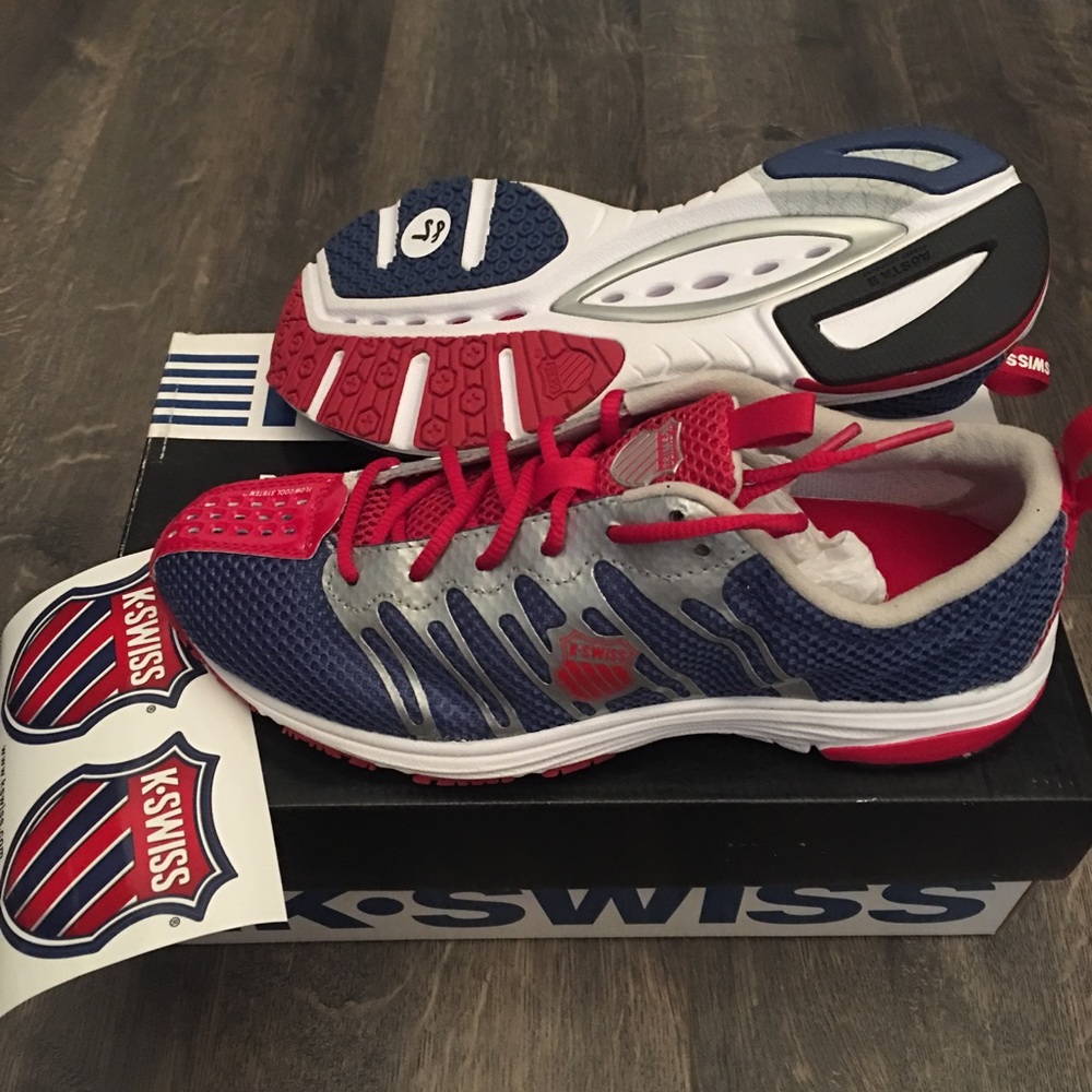 NWT Women's K Swiss Ironman KRUUZ Racing Flat - Picture 1 of 5