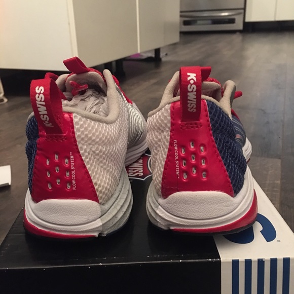 NWT Women's K Swiss Ironman KRUUZ Racing Flat - Picture 3 of 5