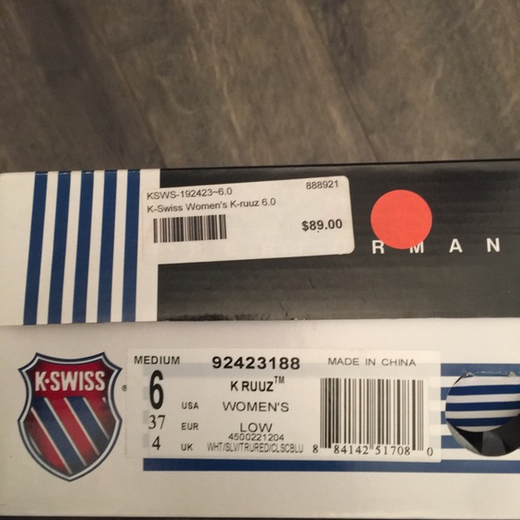 NWT Women's K Swiss Ironman KRUUZ Racing Flat - Picture 4 of 5