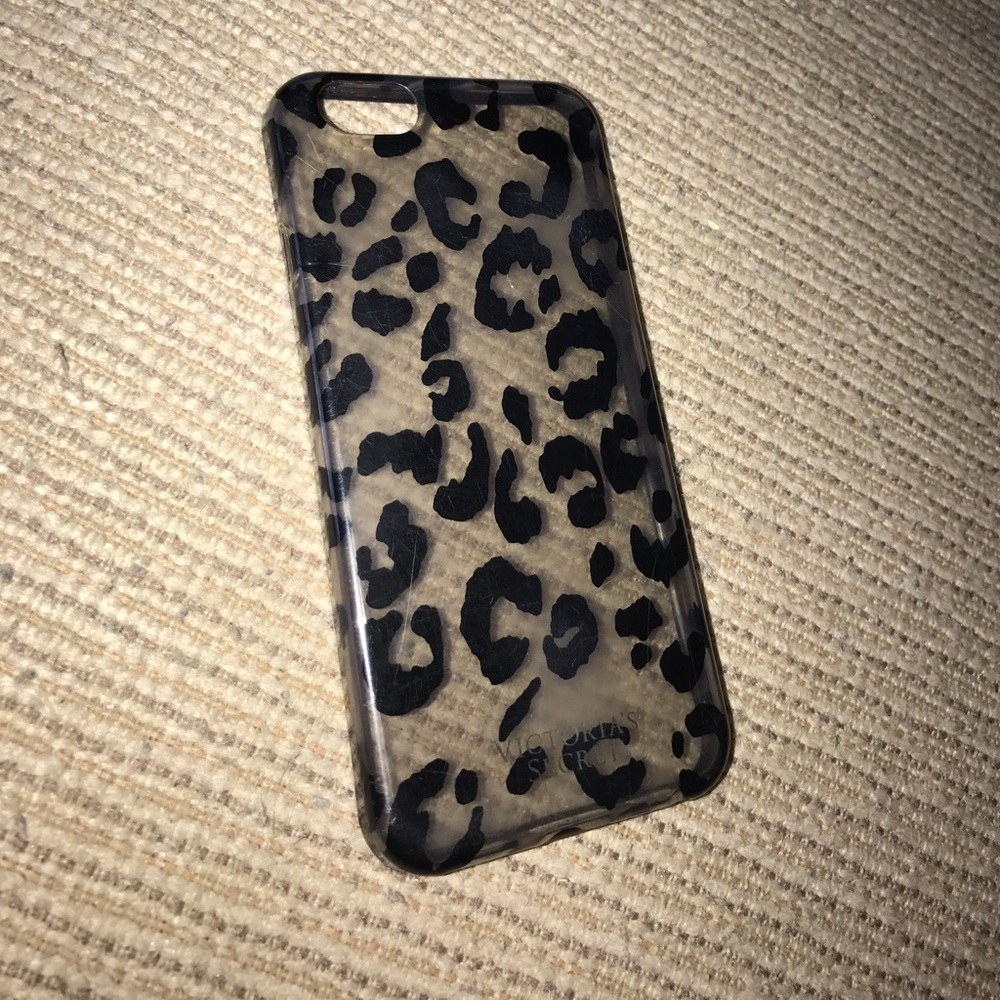 VS iPhone 6 case with cheetah print