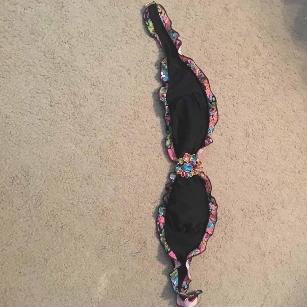 Victoria's Secret bikini top.