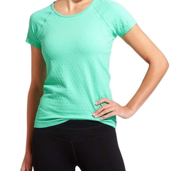 Athleta Tops - •Athleta• Seamless Sequence Tee