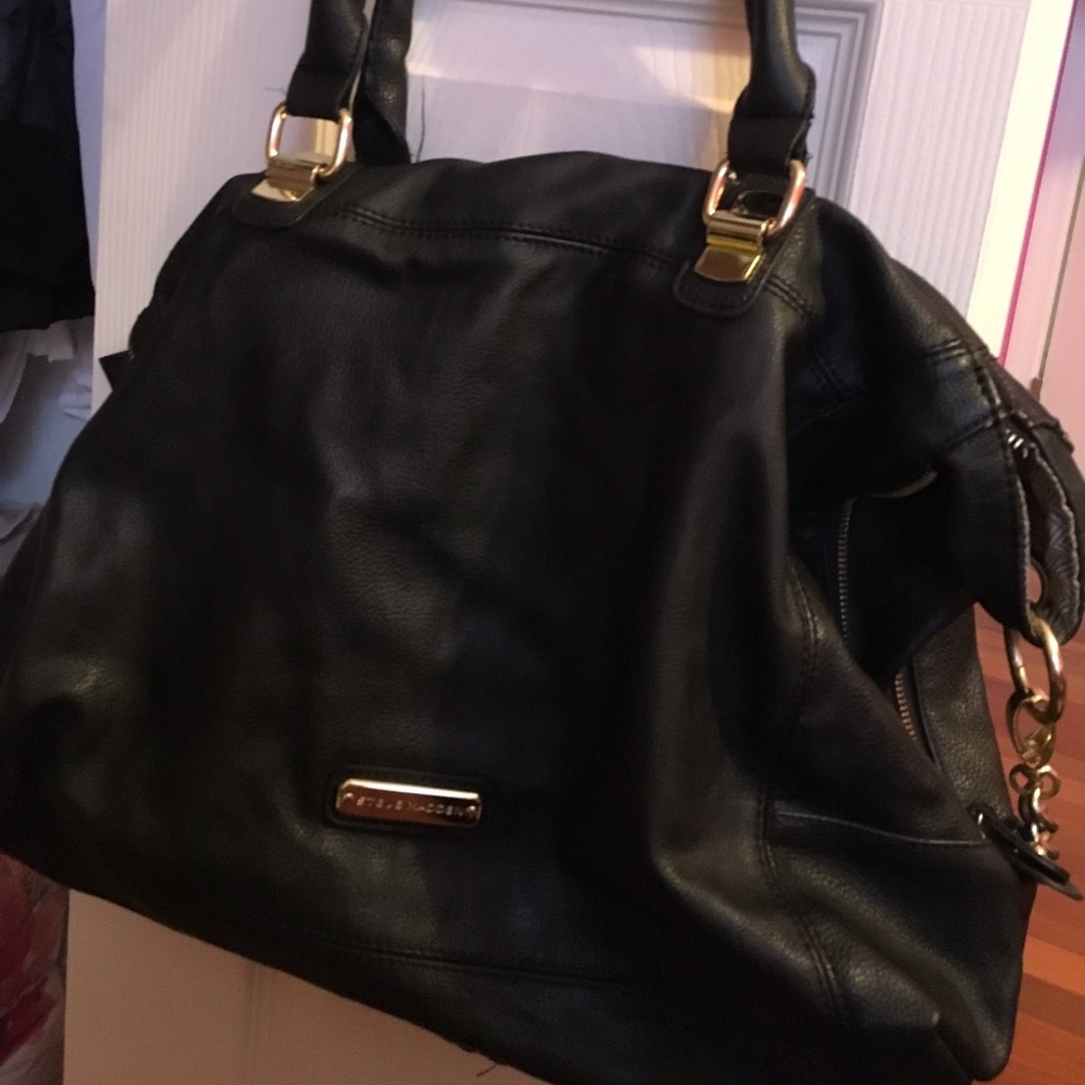 Black Steve Madden cute bag!
