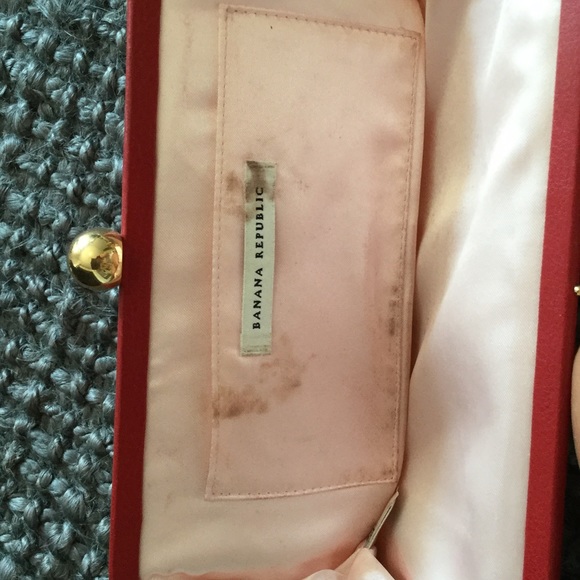 Handbag - Picture 2 of 2