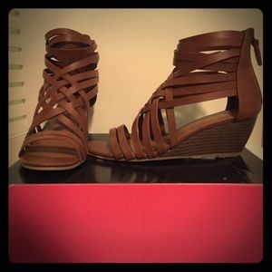 Gorgeous Candie's Gladiator style sandals