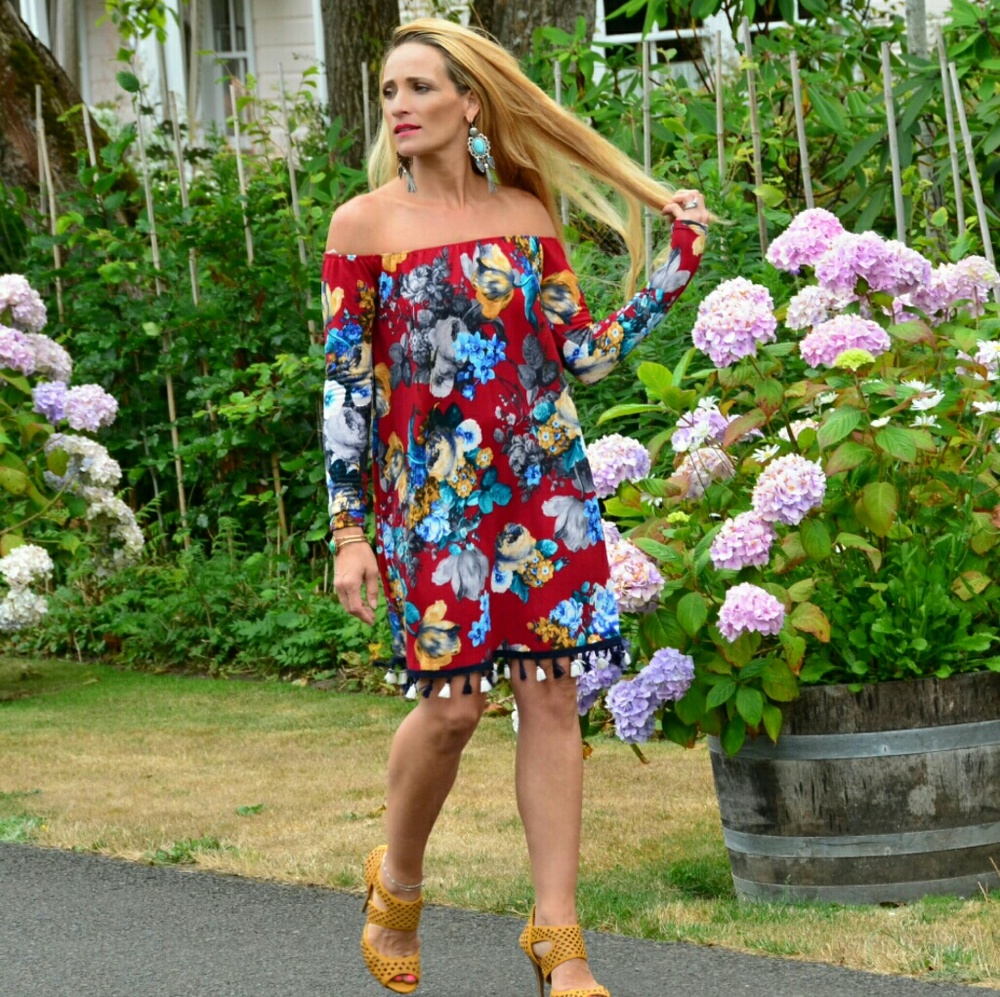 (( LAST 1 )) GORGEOUS FLORAL OFF SHOULDER DRESS - Picture 2 of 4