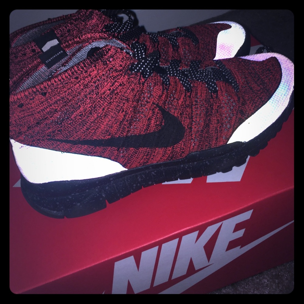 Nike Flyknit Trainer Chukka's