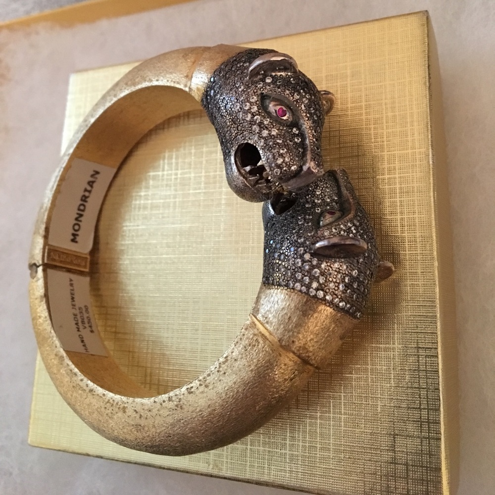 MONDRIAN Jaguar Bangle Bracelet