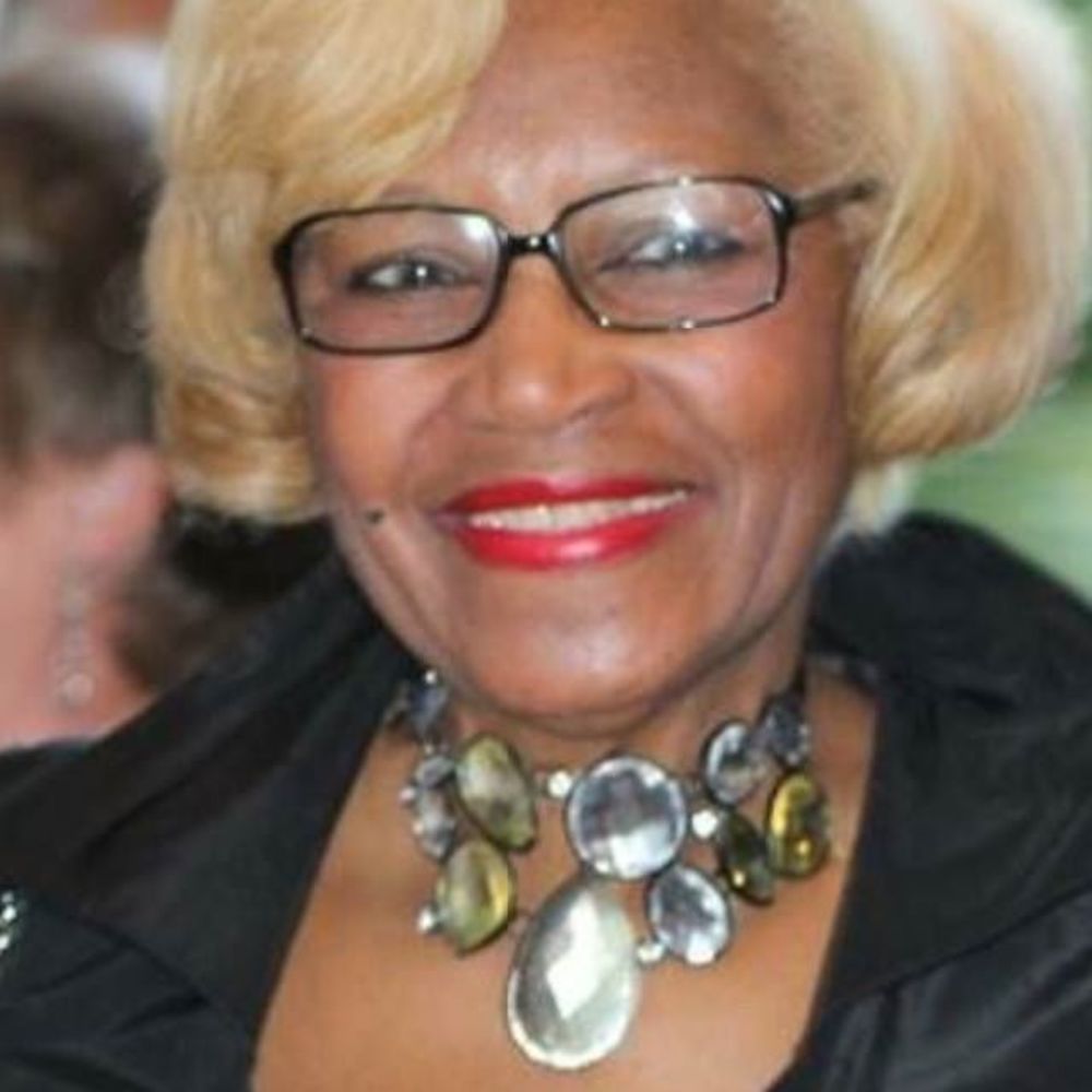 Meet your Posher, Sheryl a