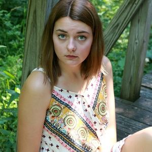 Meet your Posher, Alyssa