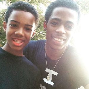 Meet your Posher, Derreck