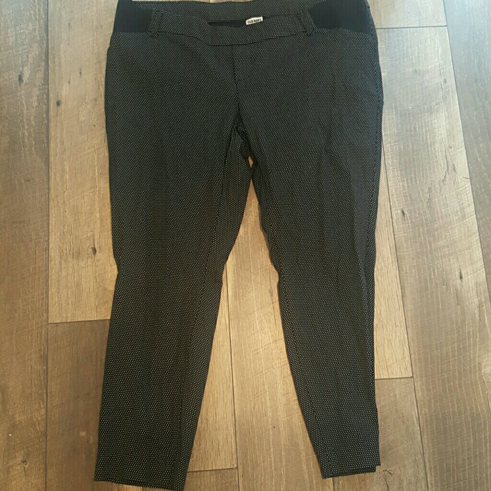 Maternity pixie pant