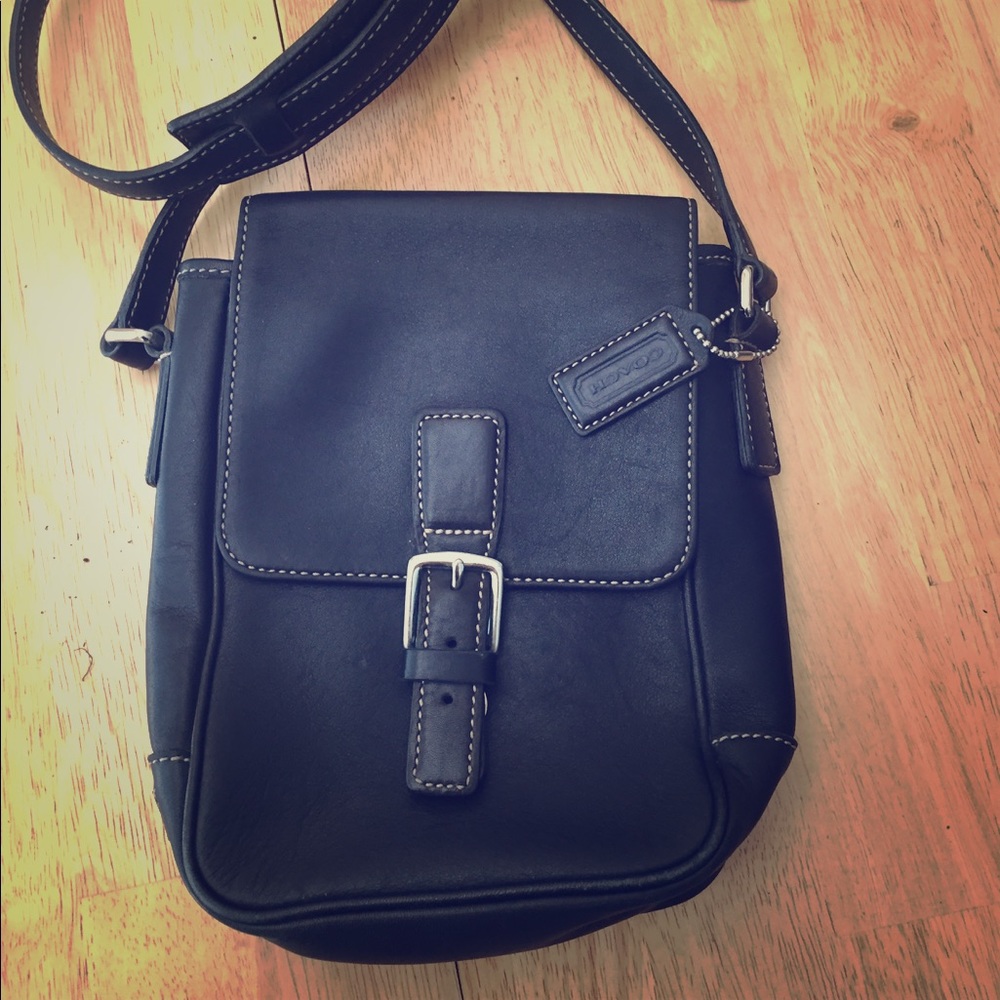 Vintage Coach Small Over The Shoulder Bag Gem