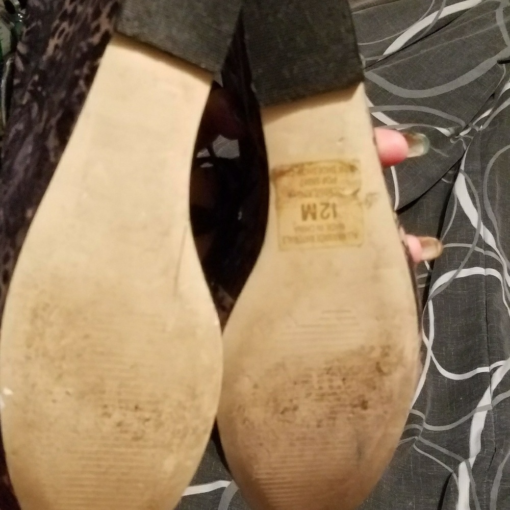 Wedges - Picture 2 of 5