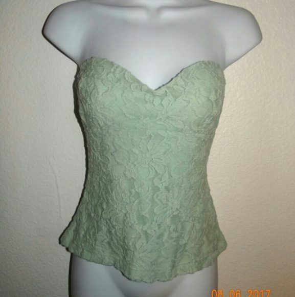 Urban Outfitters Mint Green Lace Top - Picture 3 of 6