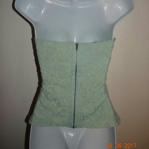 Urban Outfitters Mint Green Lace Top - Picture 5 of 6