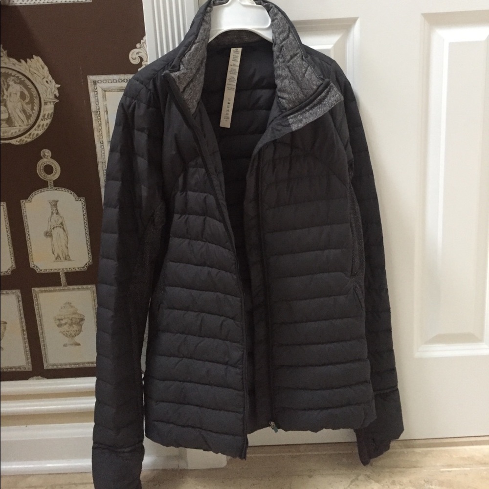 Lululemon lightweight jacket