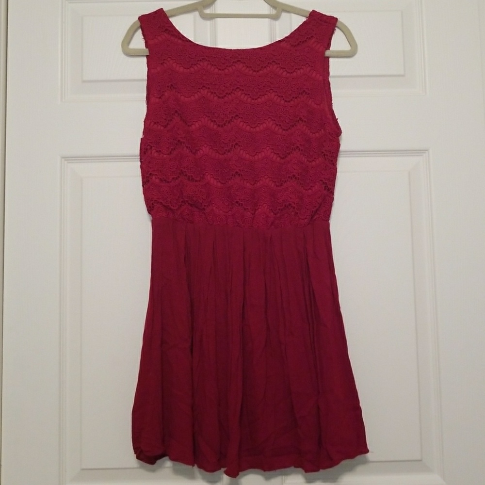 Francesca's red dress size L