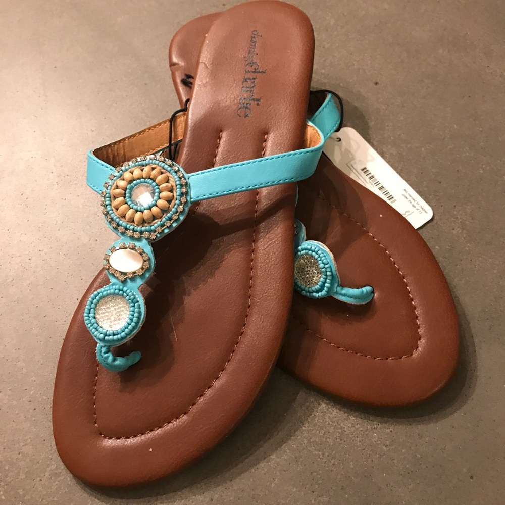 NWT Charming Charlie sandals SZ 9