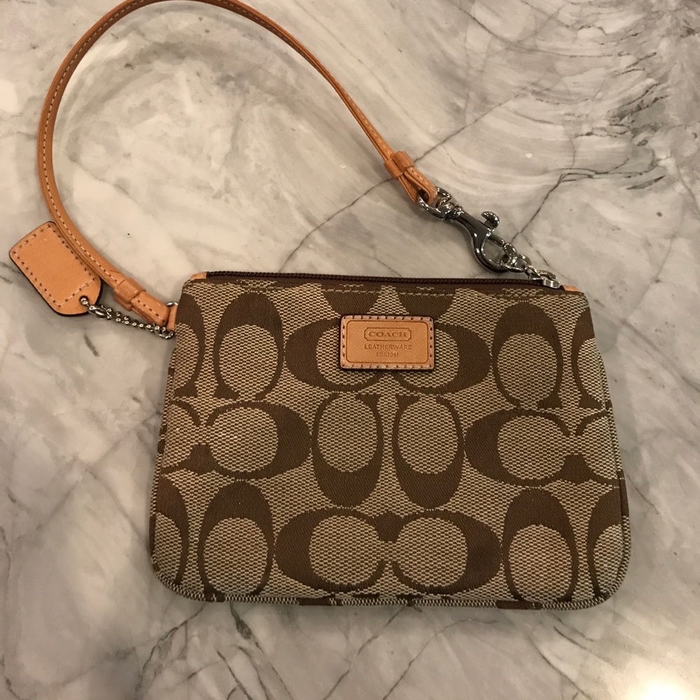COACH brown logo wristlet