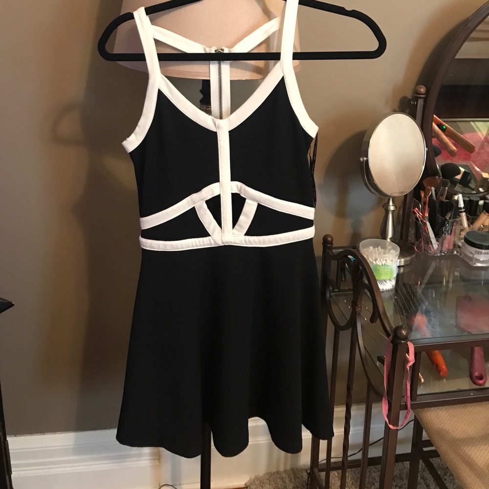 Black and White Cocktail dress